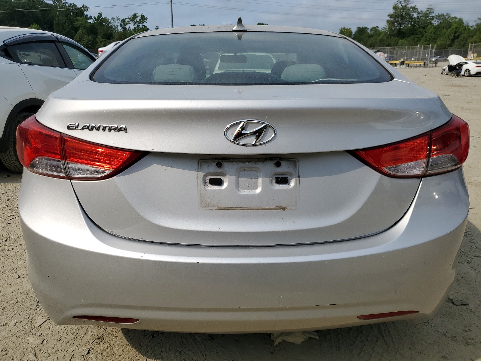 KMHDH4AE5BU152438 2011 Hyundai Elantra Gls