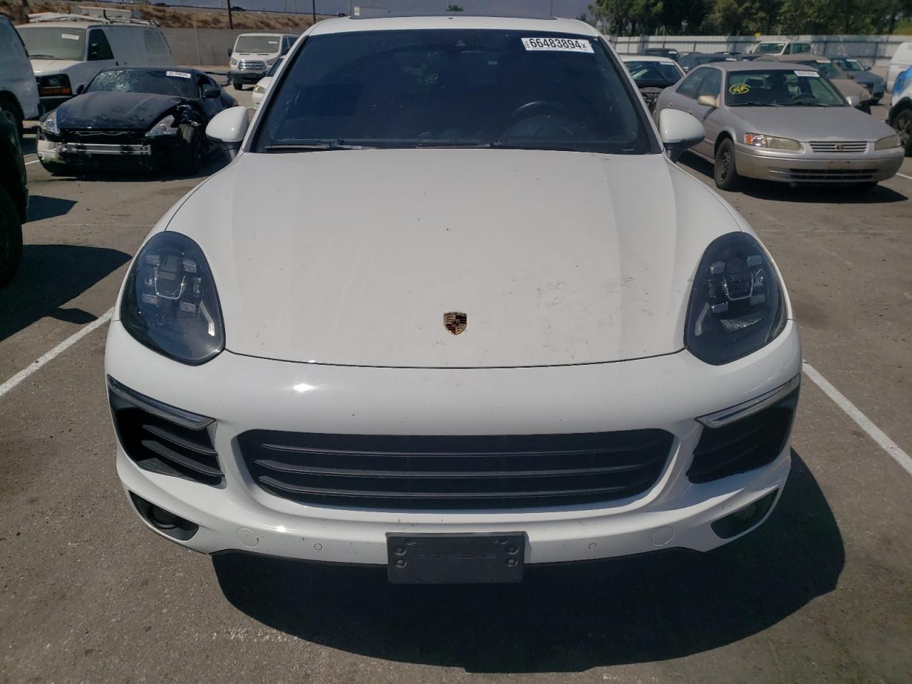 2018 Porsche Cayenne - Image 5