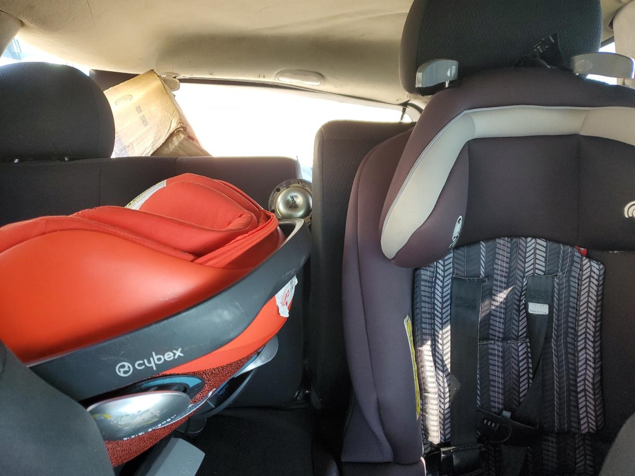 2002 Jeep Grand Cherokee Laredo VIN: 1J4GW48S62C266273 Lot: 66595784