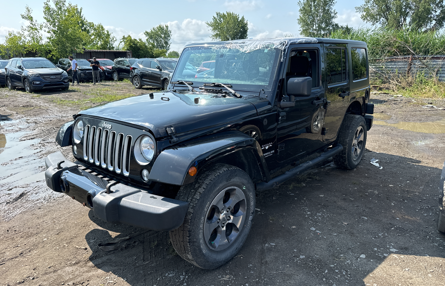 2017 Jeep Wrangler Unlimited Sahara vin: 1C4BJWEG6HL590116