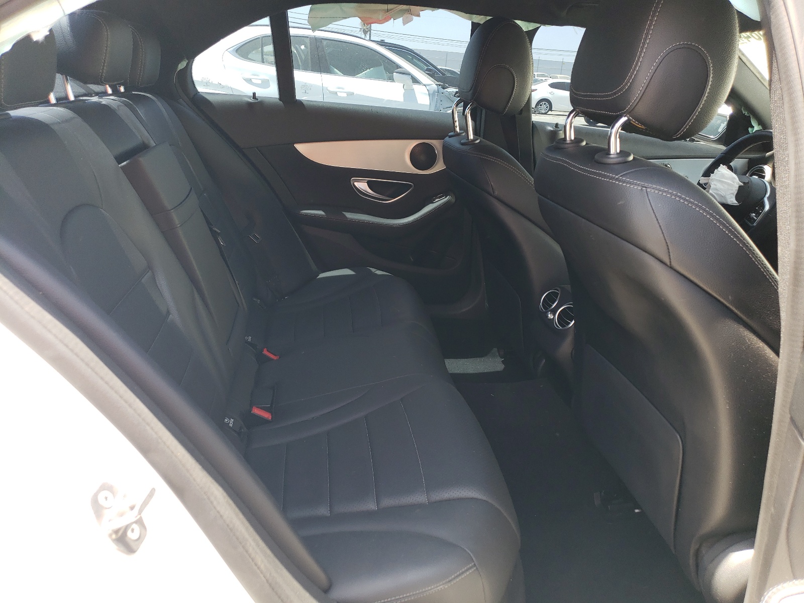 55SWF8DB5KU298289 2019 Mercedes-Benz C 300