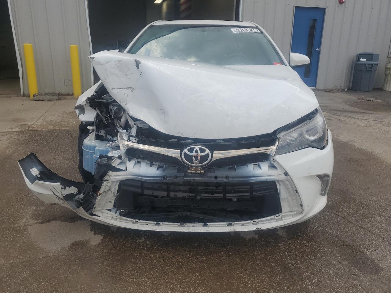 2017 Toyota Camry - Image 5