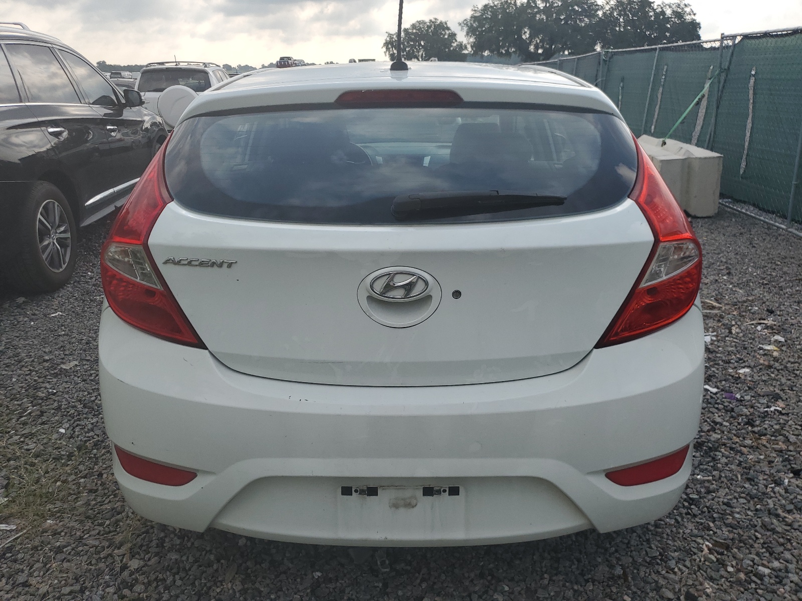 KMHCT5AE3DU081825 2013 Hyundai Accent Gls