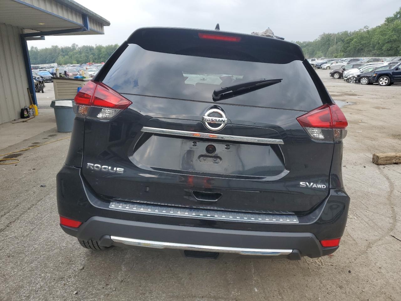 JN8AT2MV8JW352520 2018 Nissan Rogue S