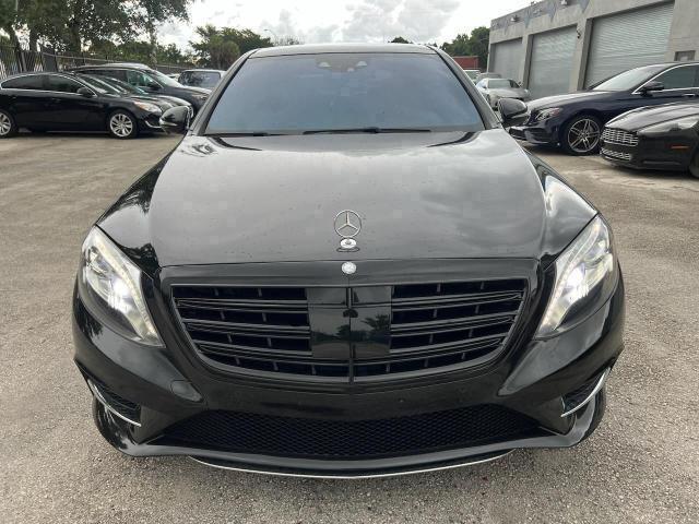 2017 Mercedes-Benz S 550 vin: WDDUG8CB9HA306313