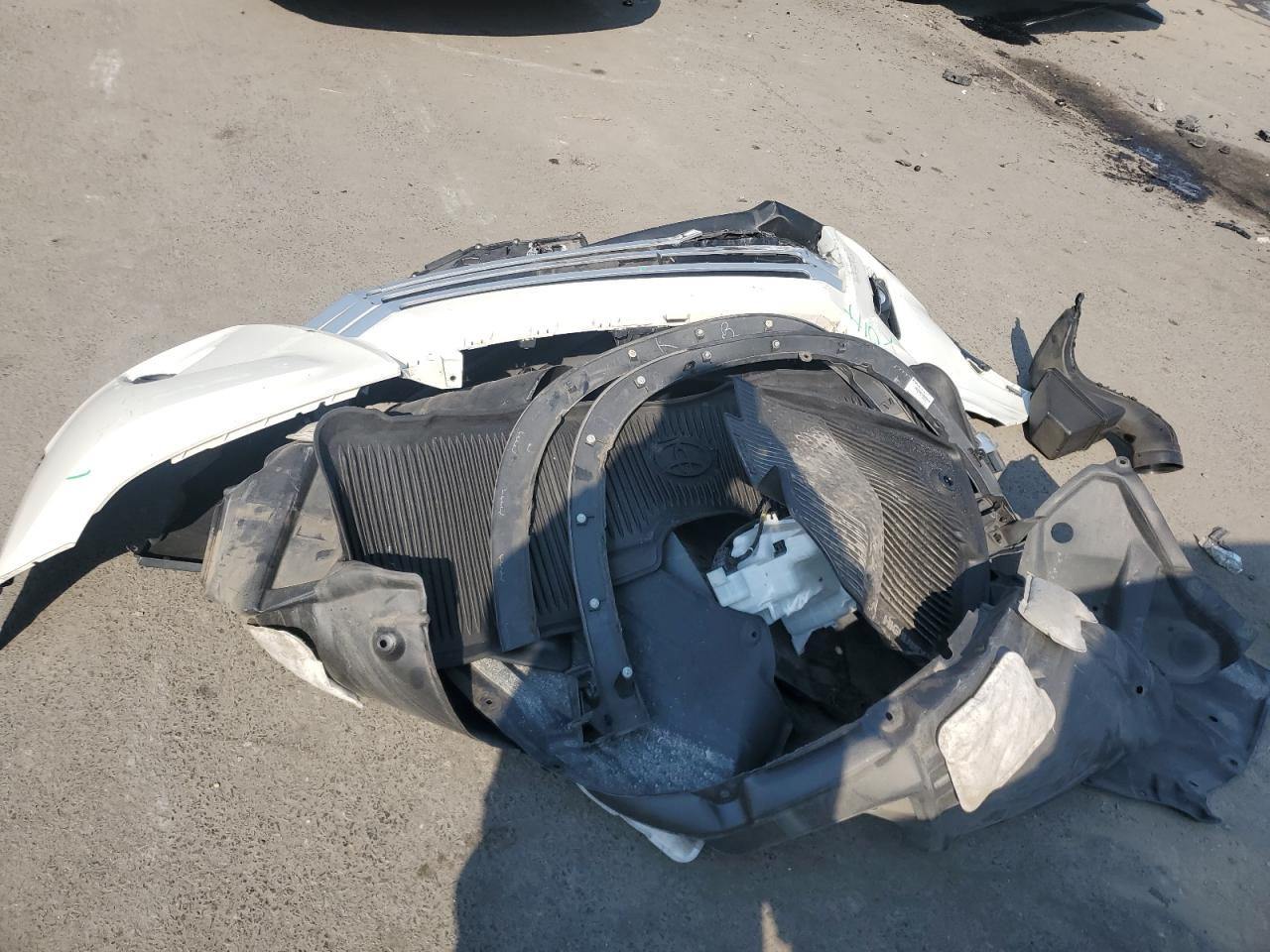 2019 Toyota Highlander Se VIN: 5TDJZRFH3KS746101 Lot: 64141604