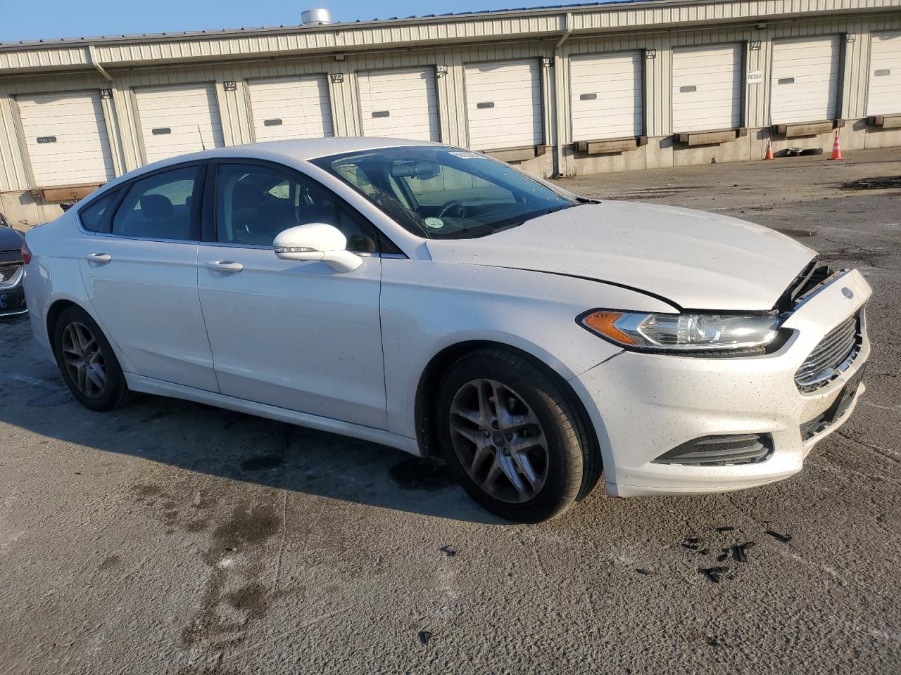 VIN 1FA6P0H71E5398620 2014 FORD FUSION no.4