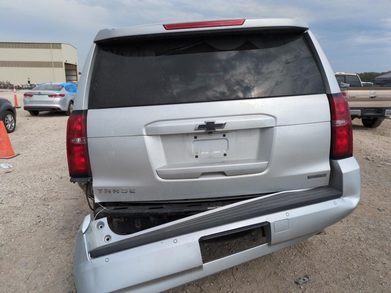 2016 Chevrolet Tahoe - Image 6