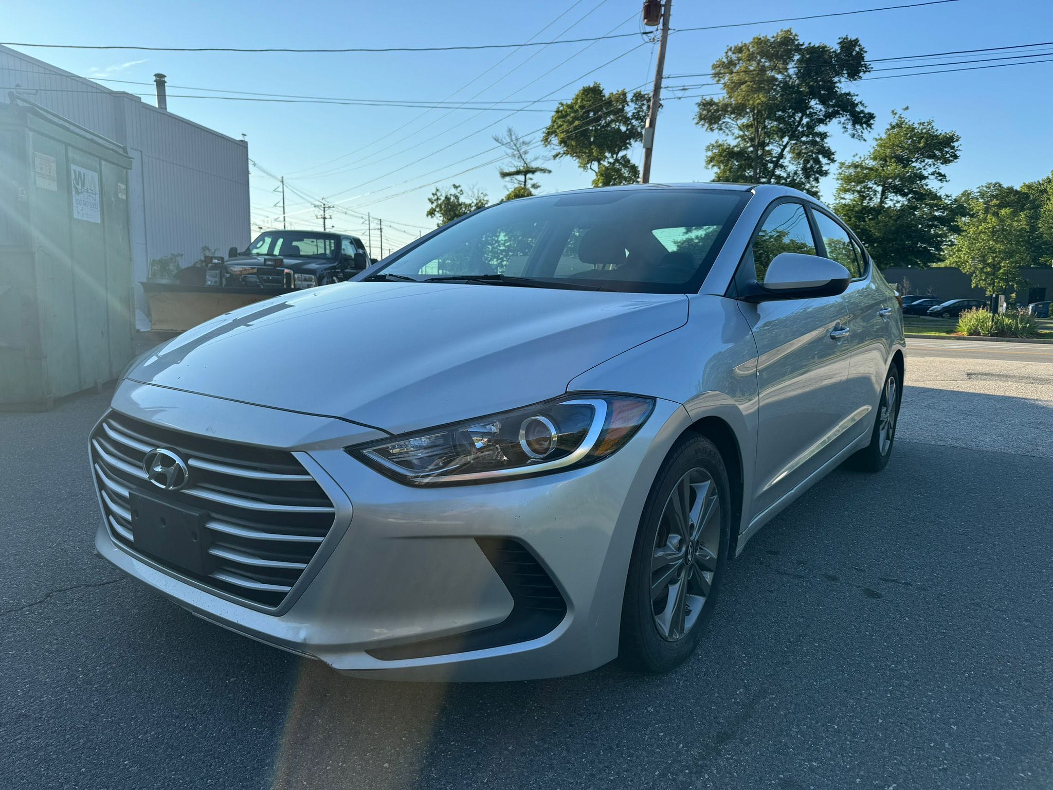 2018 Hyundai Elantra Sel vin: 5NPD84LFXJH301008