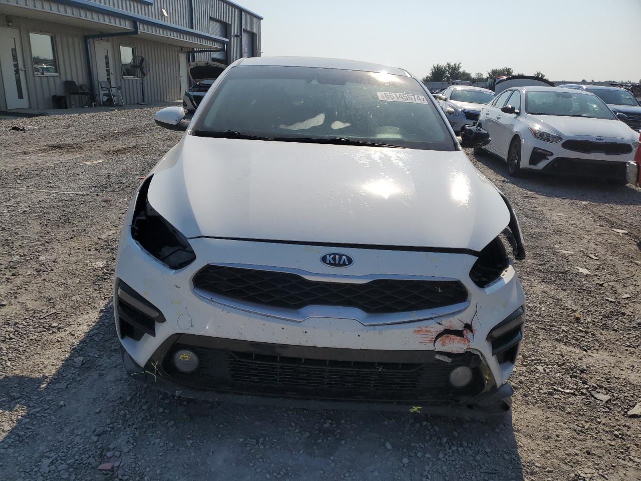 2019 Kia Forte - Image 5