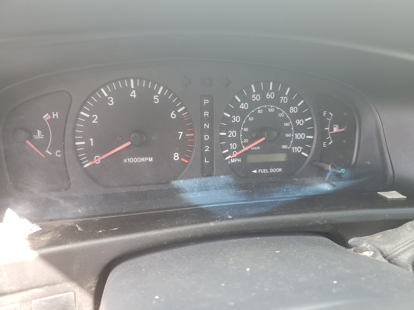 4T3ZF13C8XU112231 1999 Toyota Sienna Le