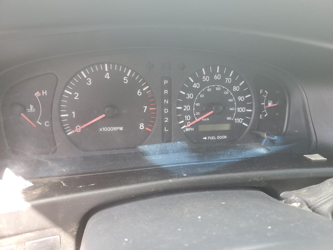 1999 Toyota Sienna Le VIN: 4T3ZF13C8XU112231 Lot: 66820984