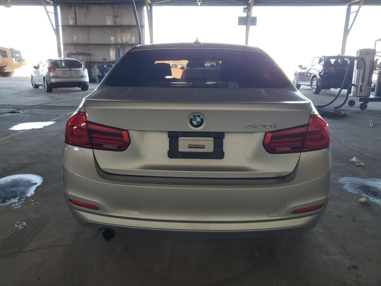 WBA8E1G53GNT99122 2016 BMW 320 I