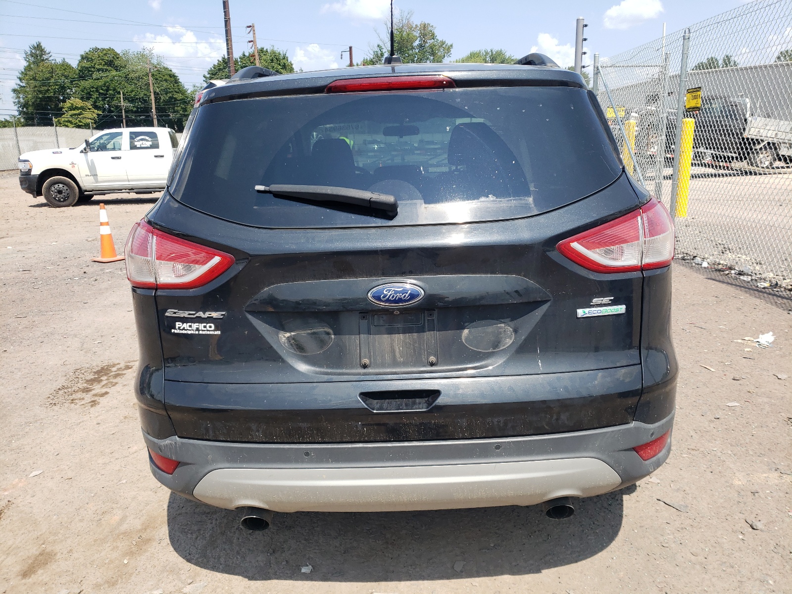 1FMCU0GXXFUB13861 2015 Ford Escape Se
