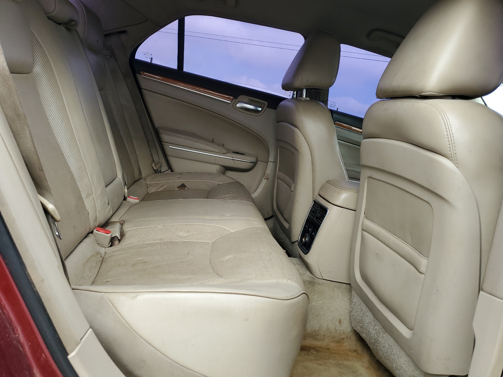 2C3CCAET7DH650639 2013 Chrysler 300C