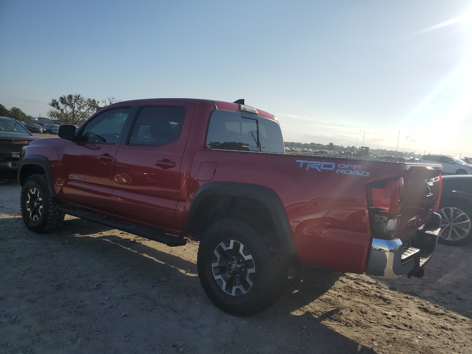 5TFAZ5CN2JX069022 2018 Toyota Tacoma Double Cab