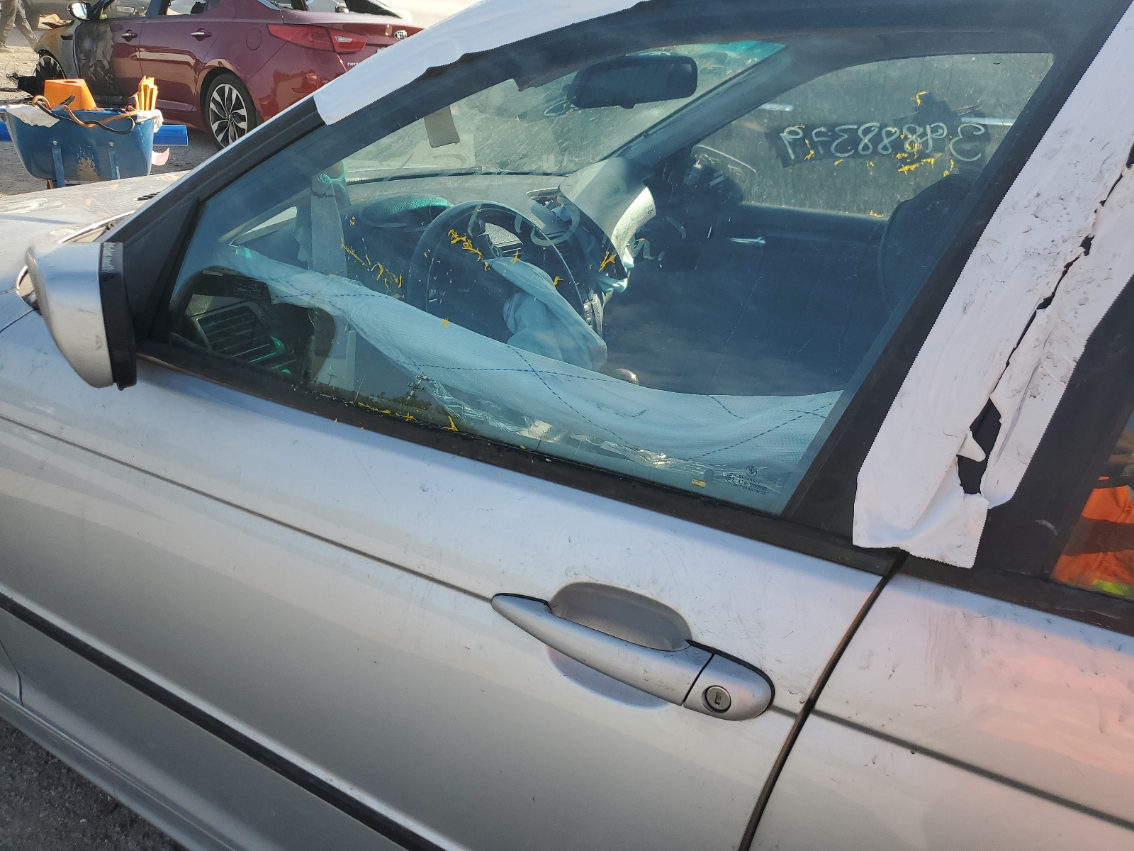 WBAAV33451FU77850 2001 BMW 325 I