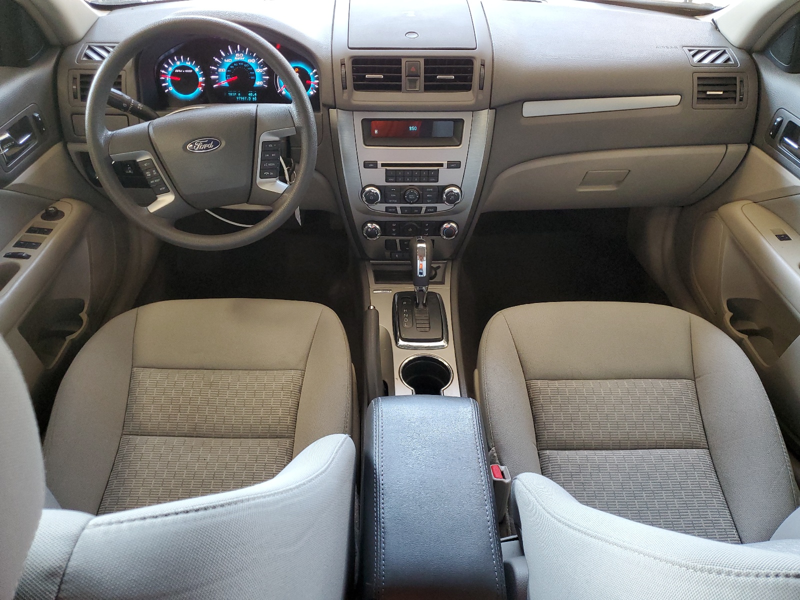 3FAHP0HAXAR377244 2010 Ford Fusion Se