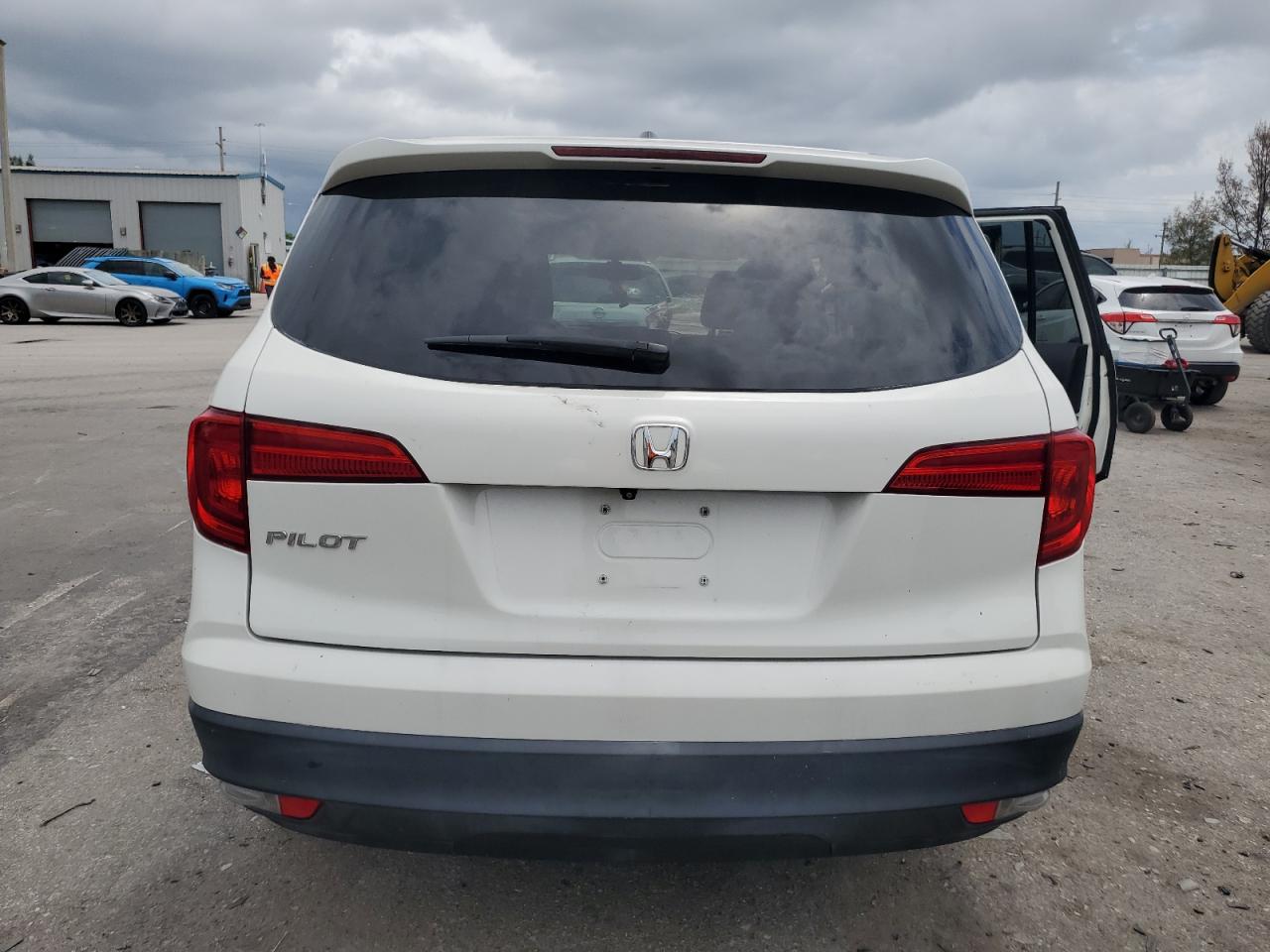 2016 Honda Pilot Exl VIN: 5FNYF5H5XGB016250 Lot: 68007544