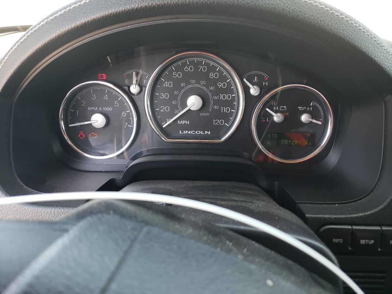 2006 Lincoln Mark Lt VIN: 5LTPW165X6FJ16668 Lot: 68039864