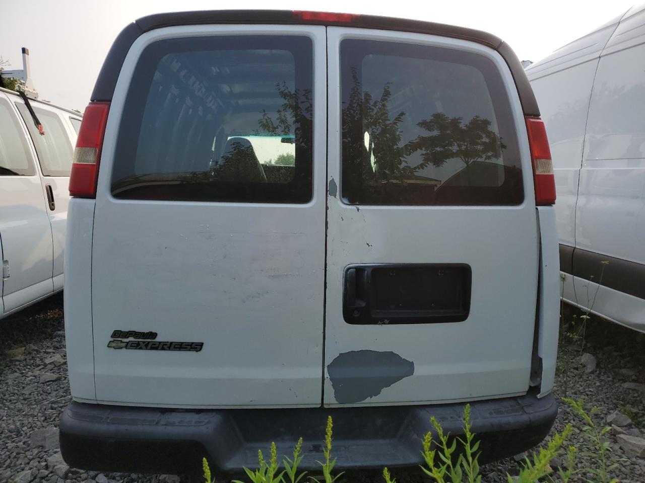 2007 Chevrolet Express G1500 VIN: 1GCFG15XX71247497 Lot: 57820864