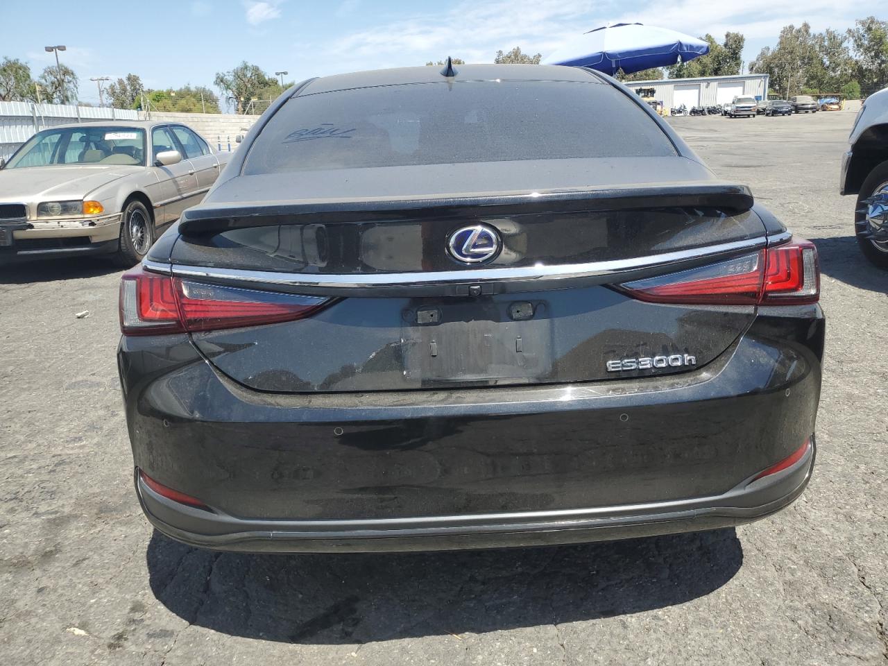 58AD21B11LU006818 Lexus ES300 ES 300H 6