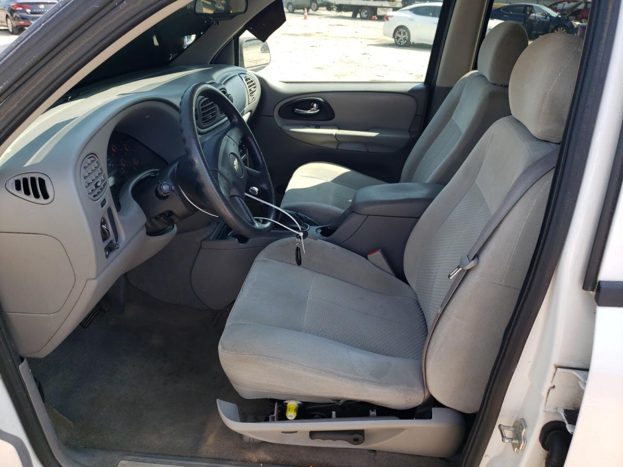 2007 Chevrolet Trailblazer Ls VIN: 1GNDT13S572212670 Lot: 64225254