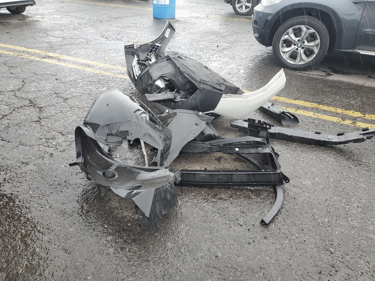 2017 BMW X1 xDrive28I VIN: WBXHT3C3XH5F82033 Lot: 65900224