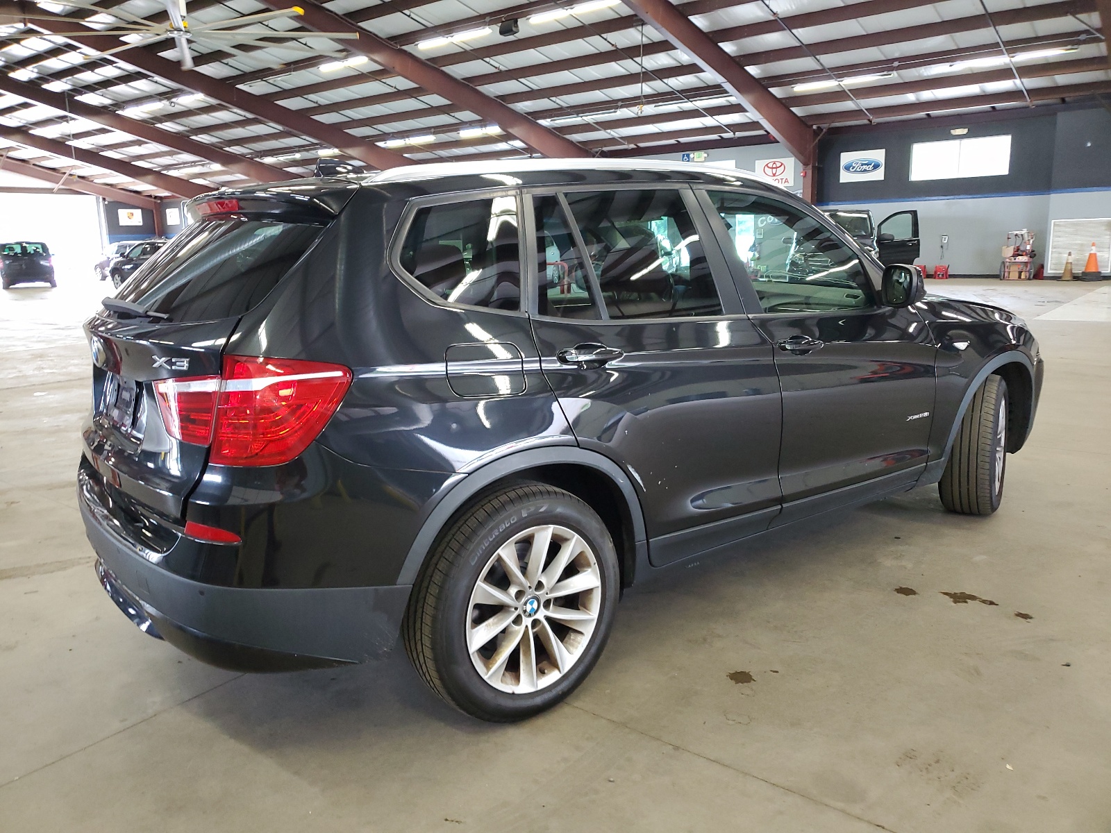 2014 BMW X3 xDrive28I vin: 5UXWX9C55E0D11031