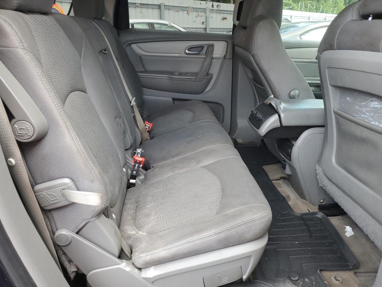 2016 Chevrolet Traverse Ls VIN: 1GNKRFED9GJ239054 Lot: 66970444