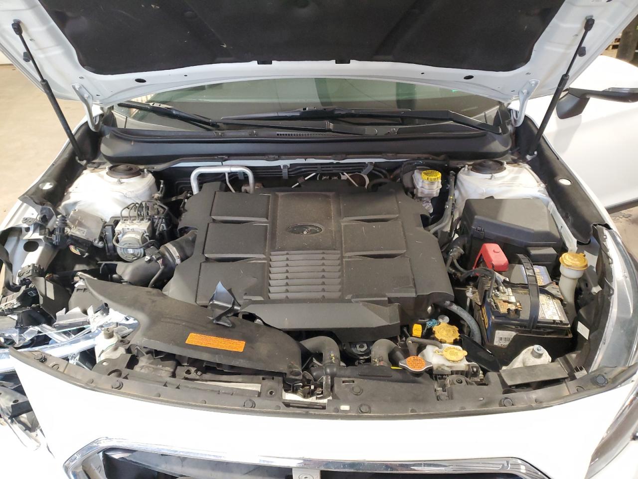 2018 Subaru Outback 3.6R Limited VIN: 4S4BSENC3J3268586 Lot: 68098554