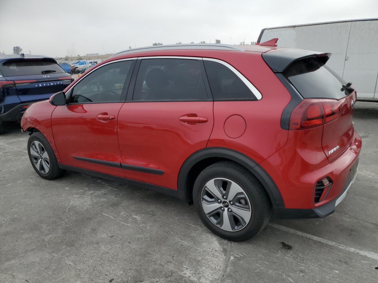 KNDCB3LC9L5446461 2020 KIA NIRO - Image 2