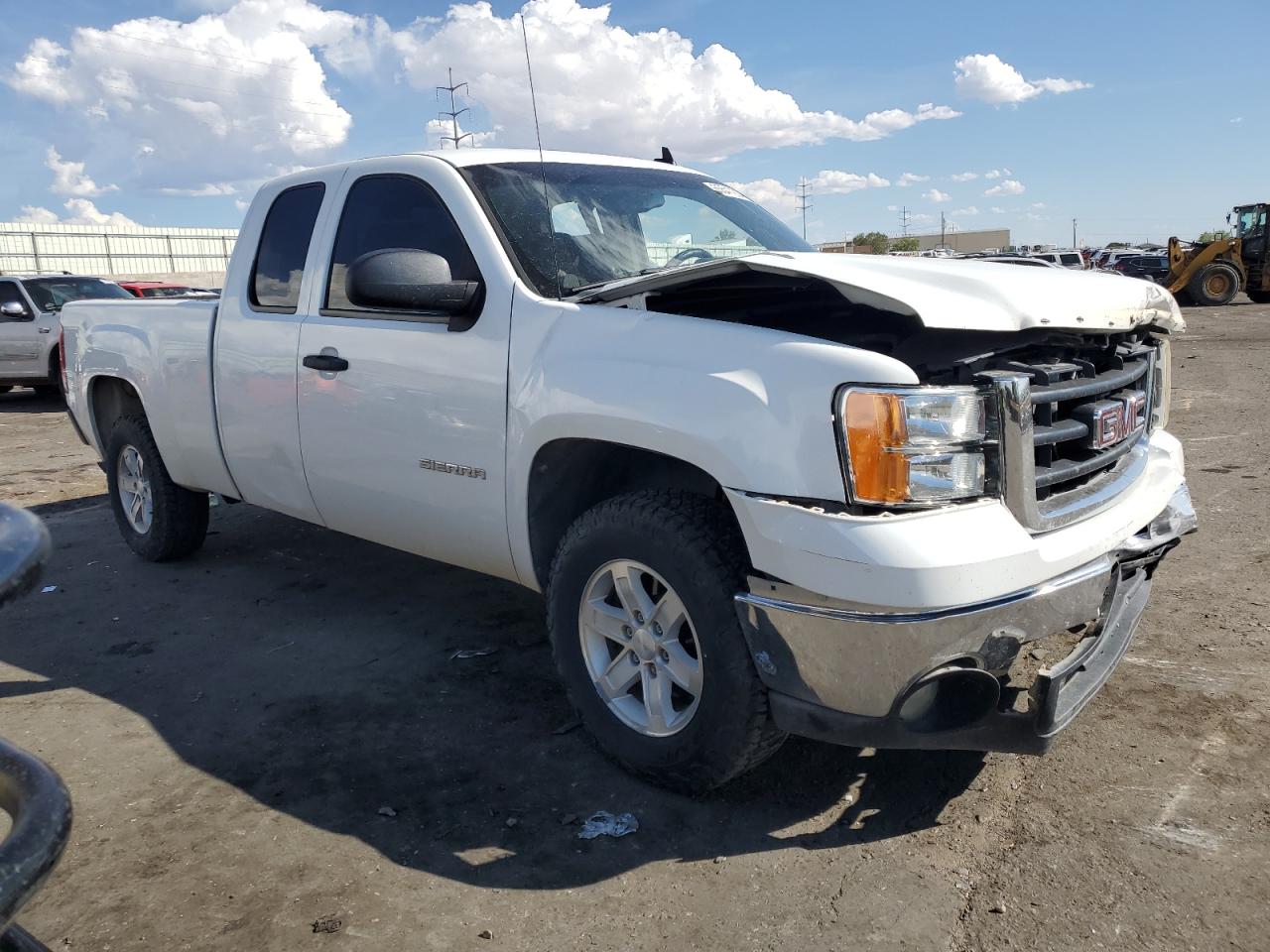 2010 GMC Sierra - Image 4