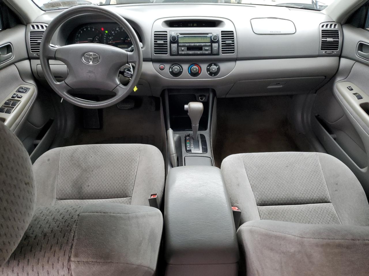 2003 Toyota Camry Le VIN: 4T1BE32K03U694742 Lot: 66171064