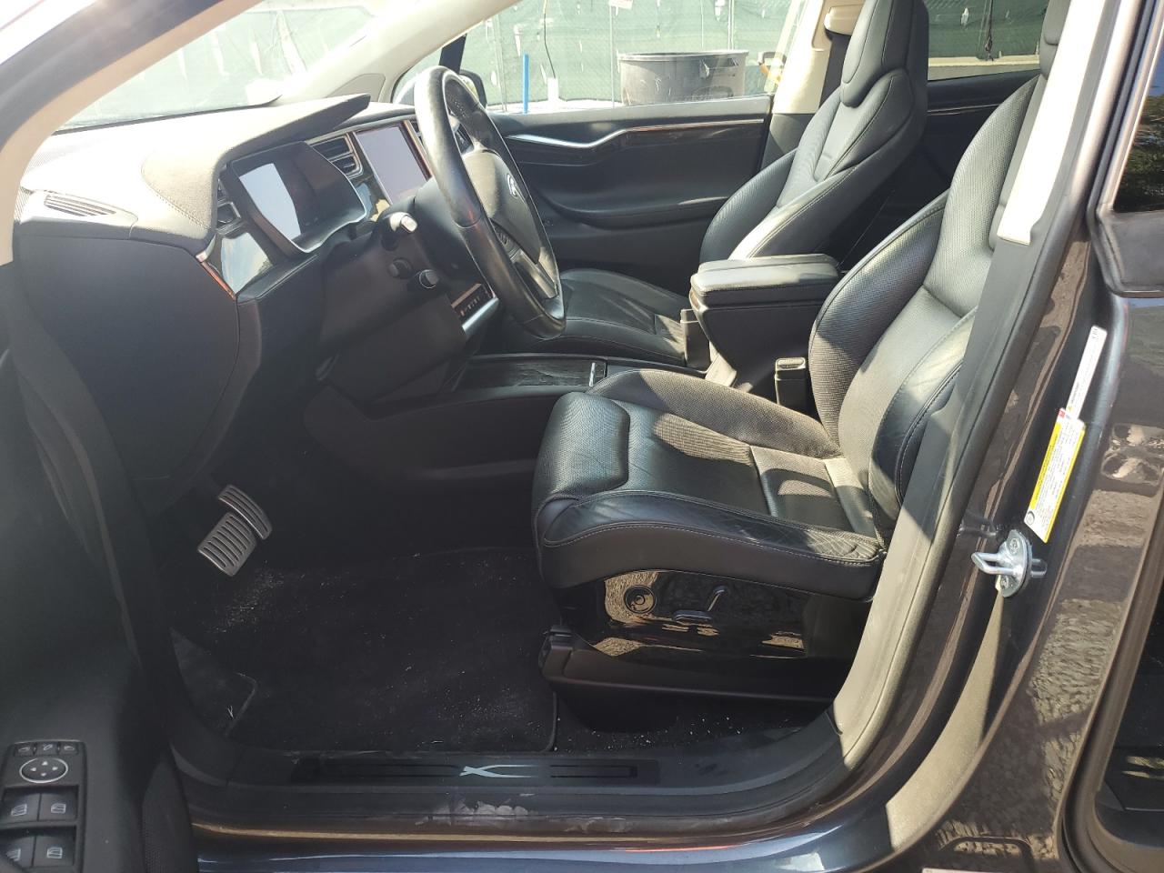 5YJXCAE48GF003635 2016 Tesla Model X