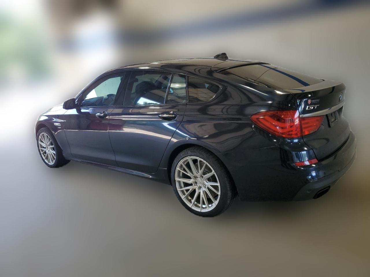 2012 BMW 5er - Image 2