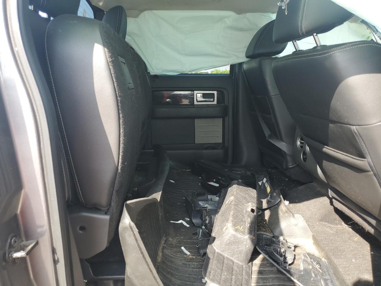 2010 Ford F-150 - Image 11