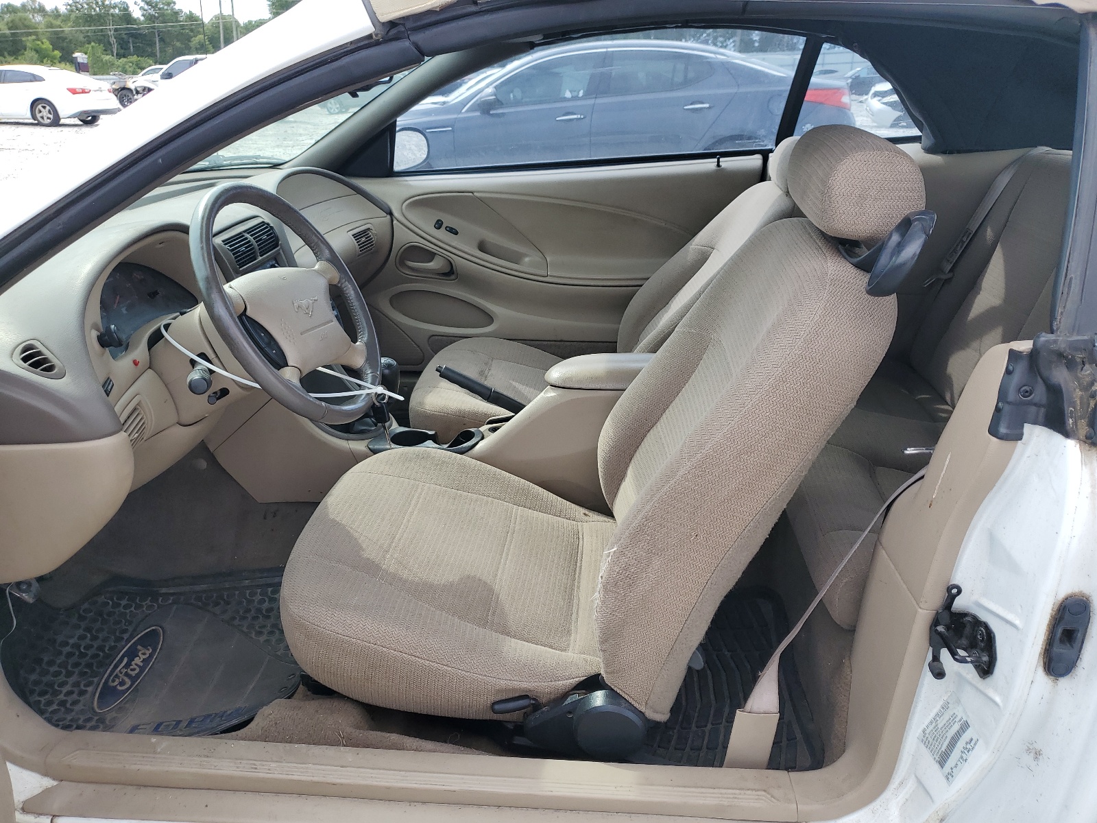 1FAFP4449YF113454 2000 Ford Mustang