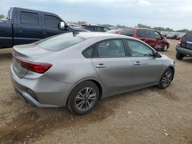 3KPF24AD4RE791263 Kia Forte LX 3