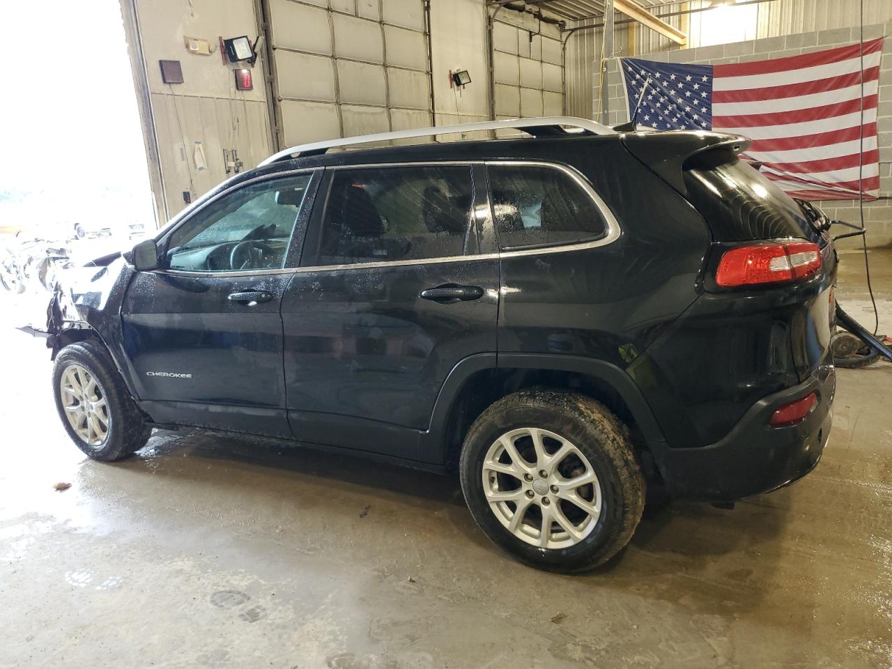 2016 Jeep Grand Cherokee - Image 2