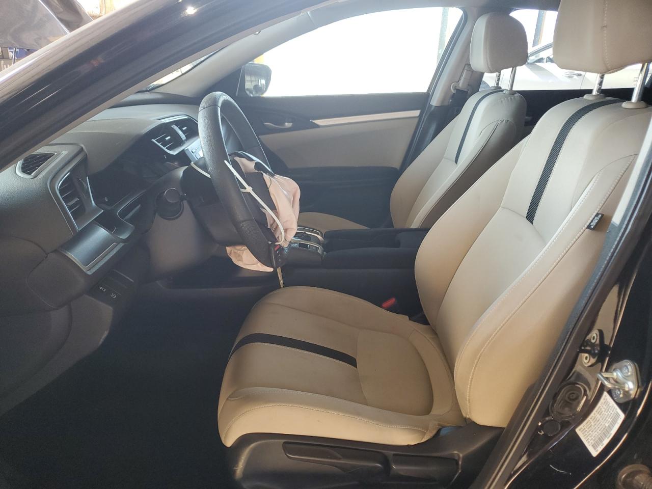 2018 Honda Civic Lx VIN: 19XFC2F53JE040680 Lot: 67216474