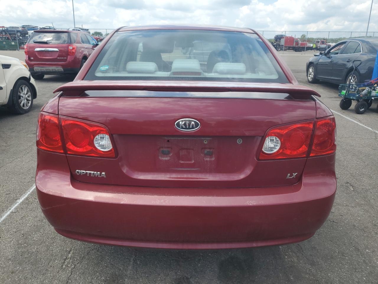 2008 Kia Optima Lx VIN: KNAGE123885244990 Lot: 67036834