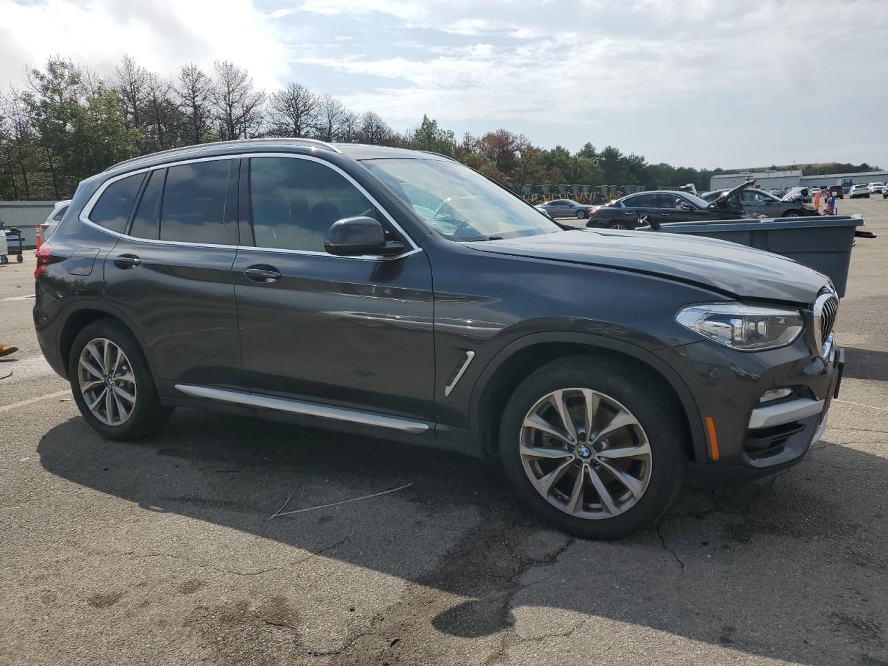 VIN 5UXTR9C58KLR08095 2019 BMW X3 no.4