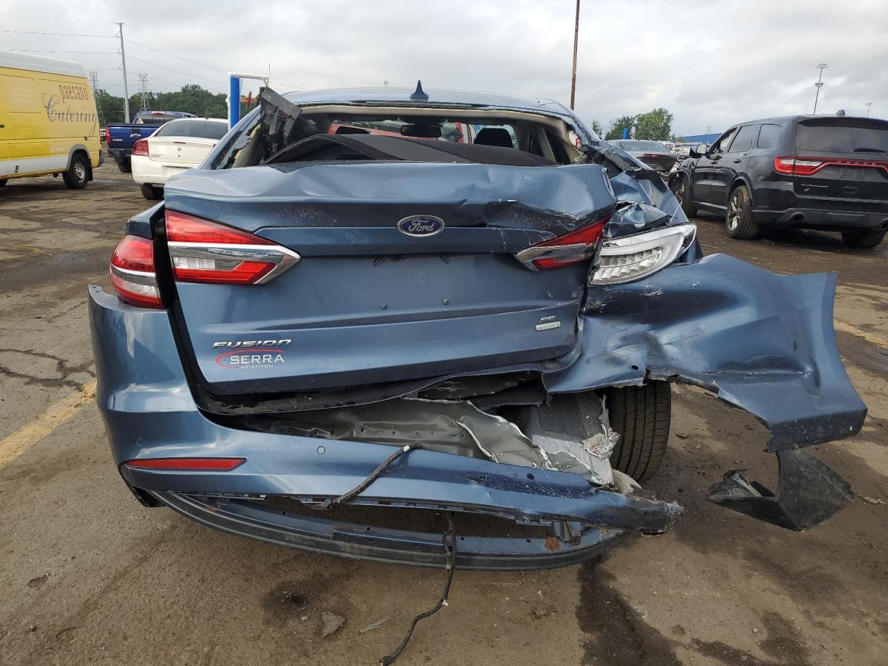 3FA6P0HD8KR167650 2019 Ford Fusion Se