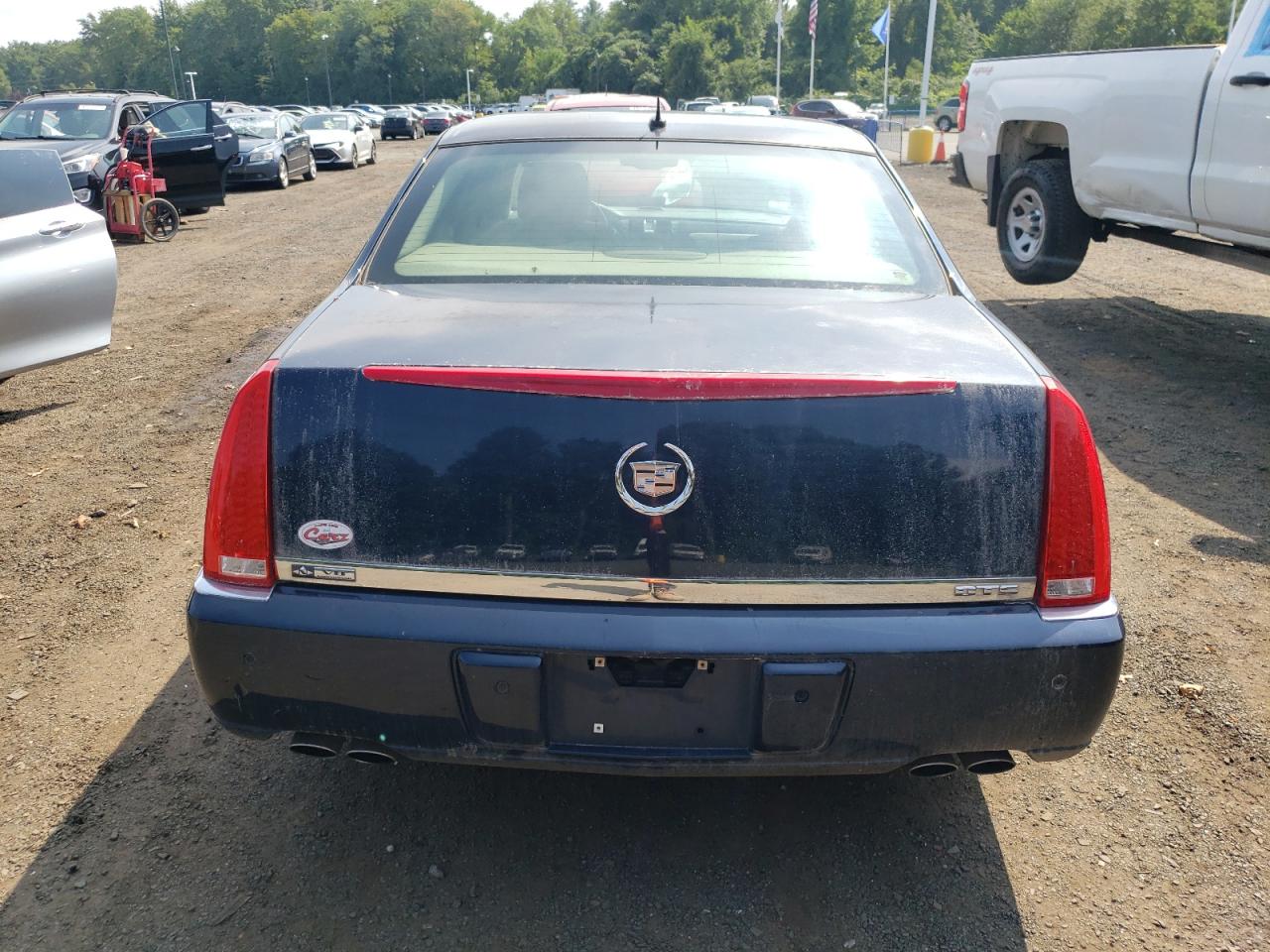 2008 Cadillac Dts VIN: 1G6KD57Y78U127938 Lot: 67645024