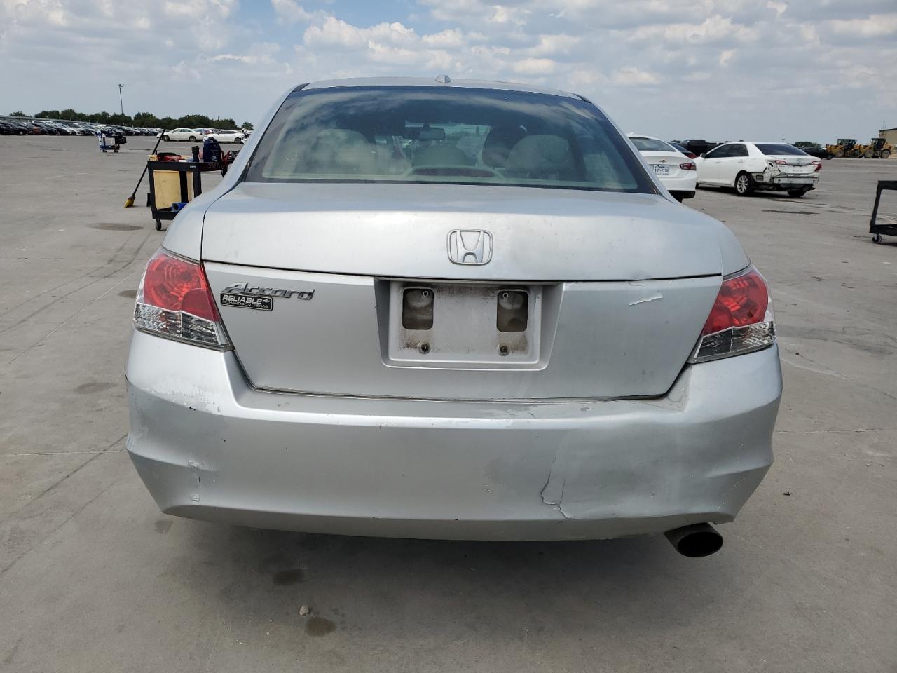 2009 Honda Accord Exl VIN: JHMCP26869C000676 Lot: 69017164