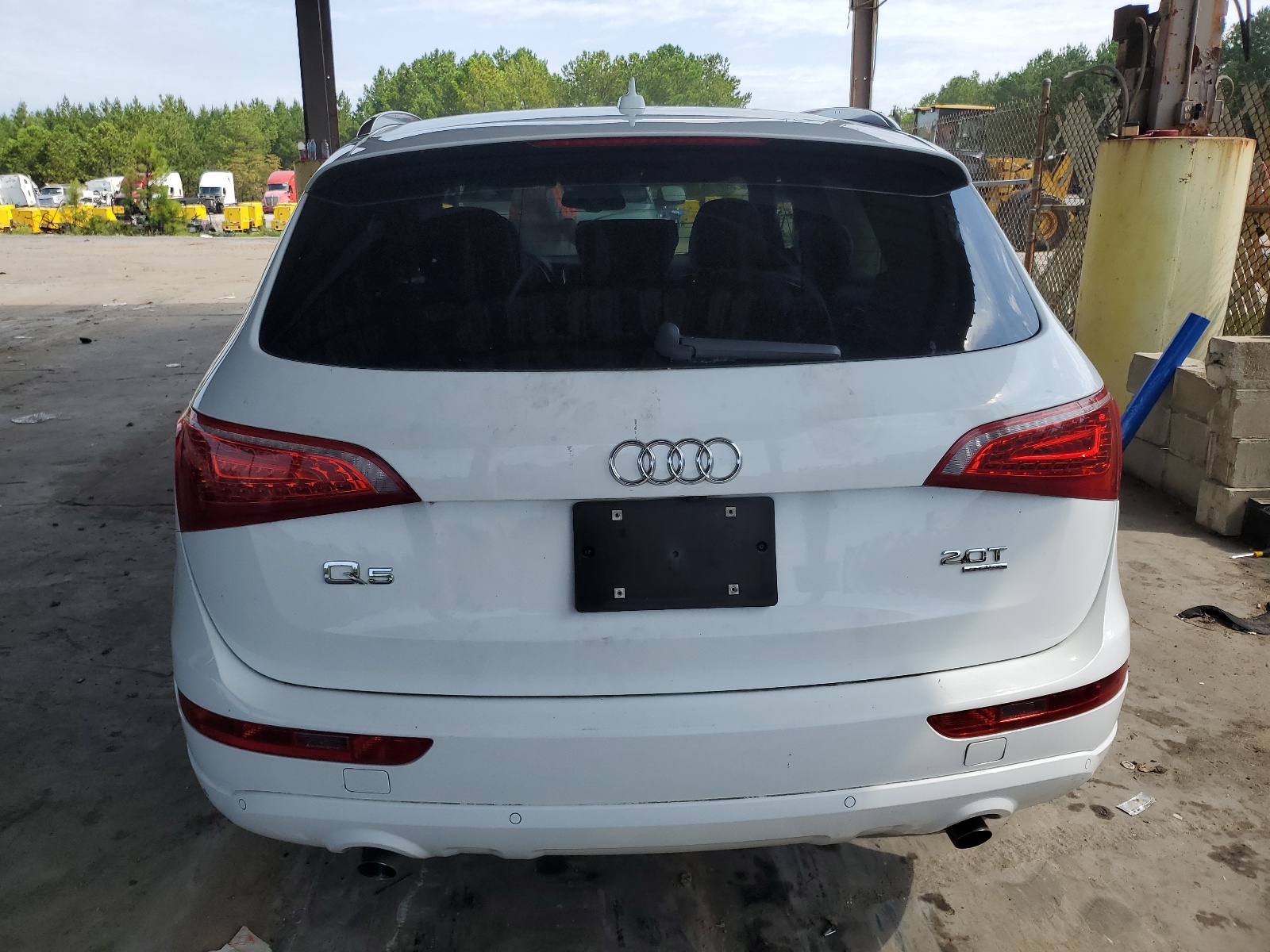 WA1LFAFP8BA099180 2011 Audi Q5 Premium Plus