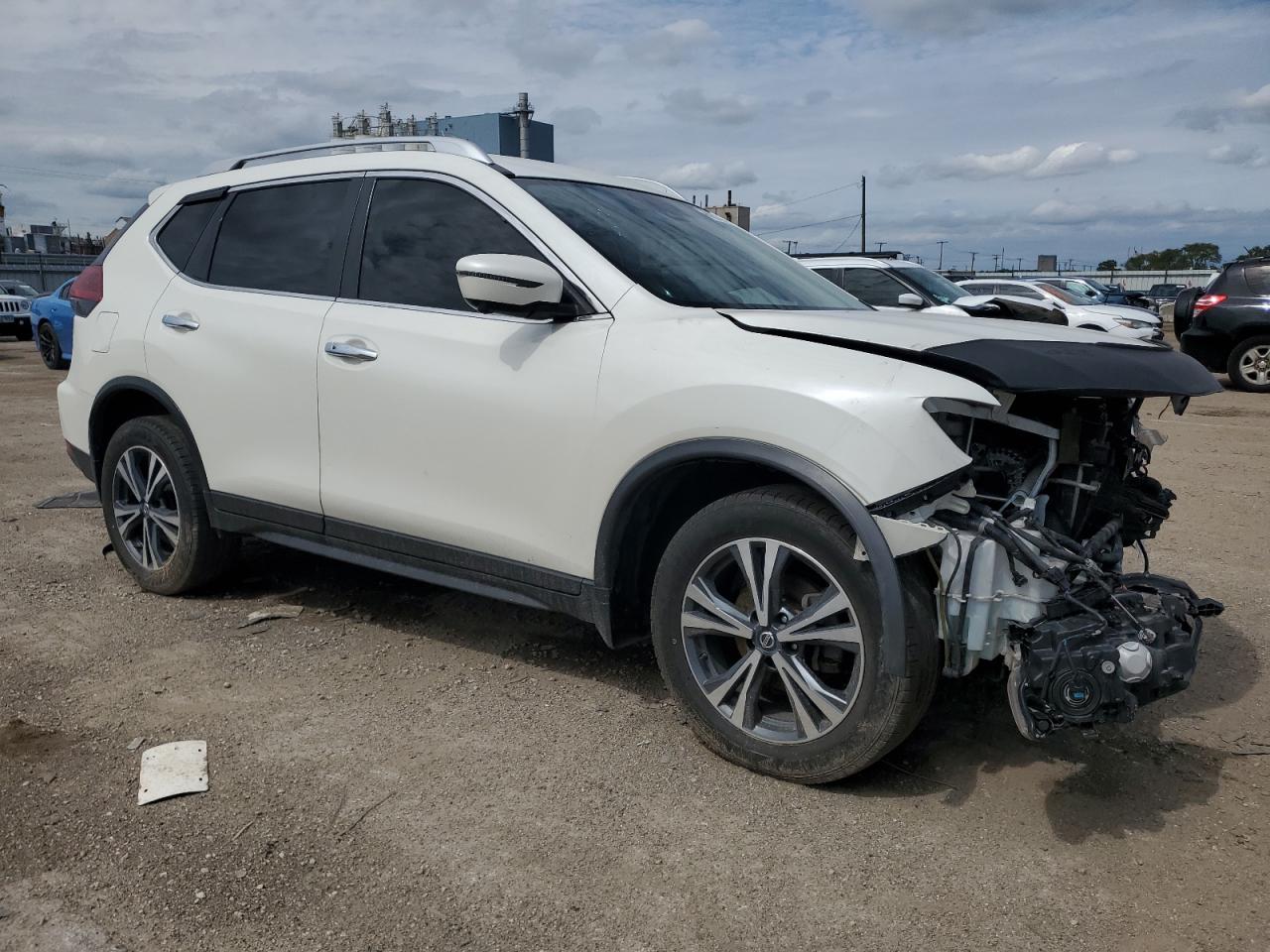 JN8AT2MV3KW395969 NISSAN ROGUE 2019