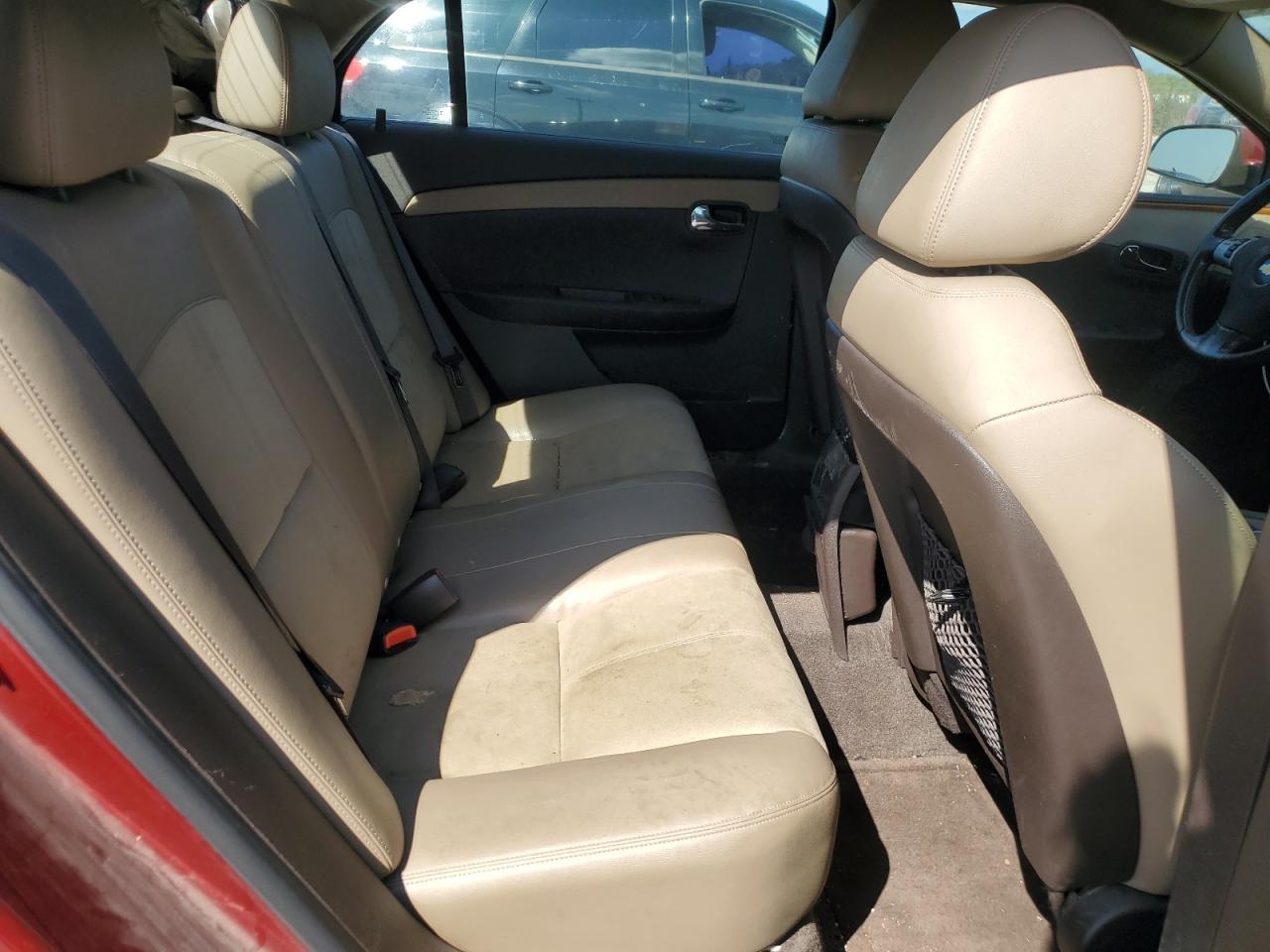 2011 Chevrolet Malibu - Image 10