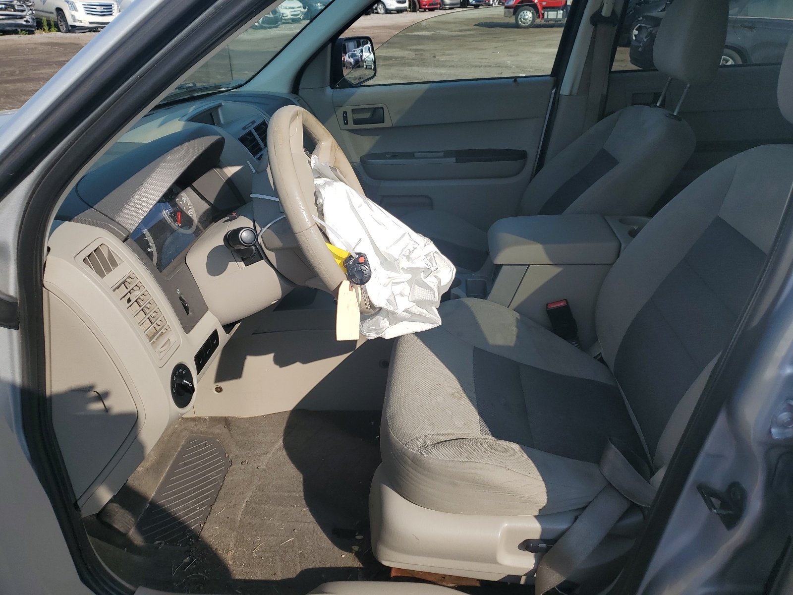 1FMCU03158KE77279 2008 Ford Escape Xlt